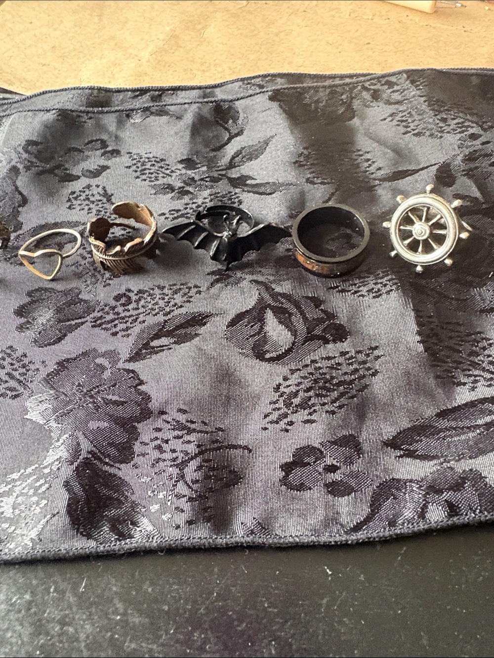10 Statement Rings - Picture 4 of 4
